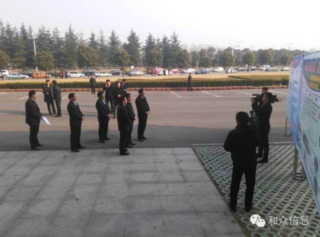 棗莊市政府李峰市長來高新區(qū)孵化器調(diào)研